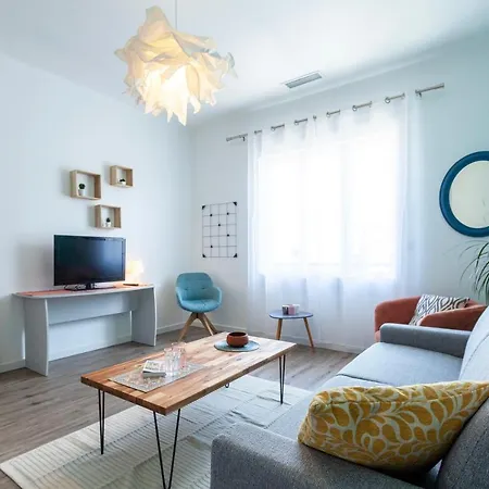 Moderne Proche Centre - Terrasse & Parking Prive Gratuit Avignon